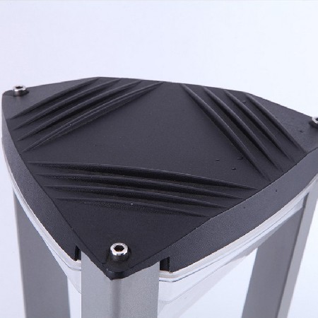 LED草坪燈9W特色現(xiàn)代鋁制防水戶外公園小區(qū)草地照明草坪燈廠家